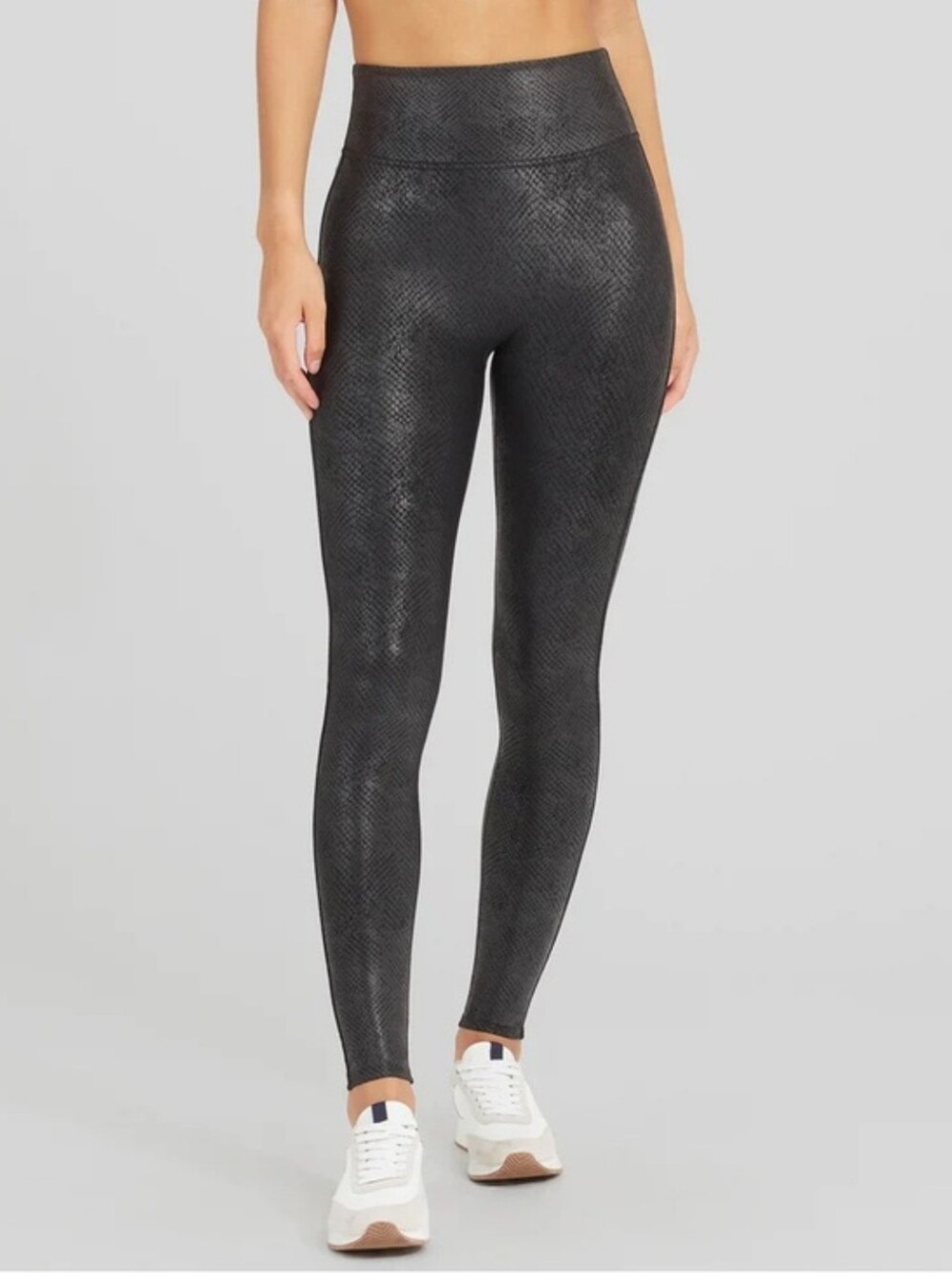 SPANX Black Faux Leather Matte Snake Leggings Size Large